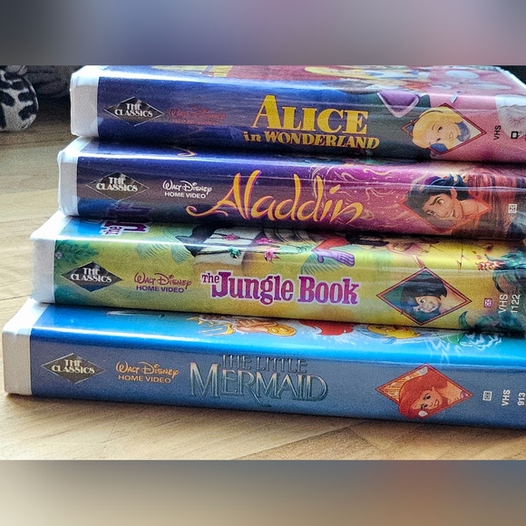 RARE/Mint+ Condition Walt Disney's "Black Diamond Classics" VHS Movies - Picture 9 of 9